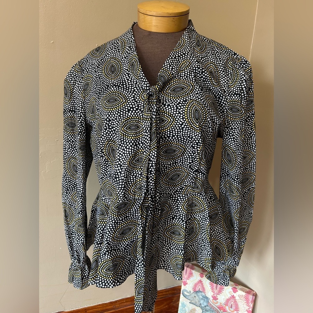 ASHRO Long Sleeve Office Career Party Women's Size 16 Blouse  With Neck Tie